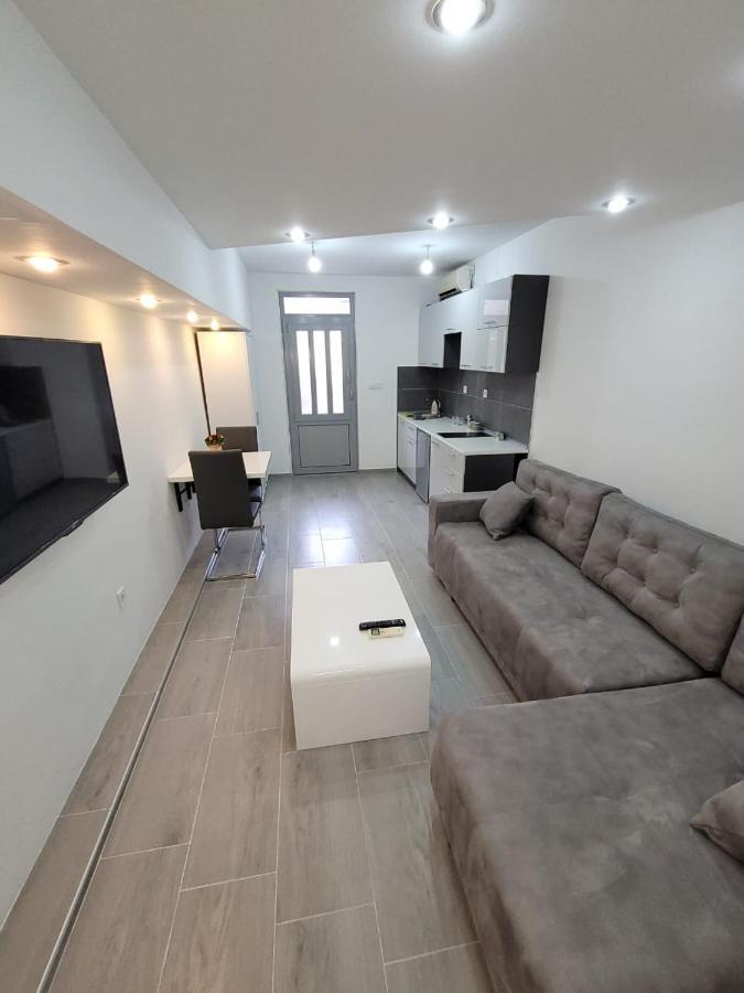 Apartment Diamond -Modern And Lovely Seaside Studio Apartment Cattaro Esterno foto